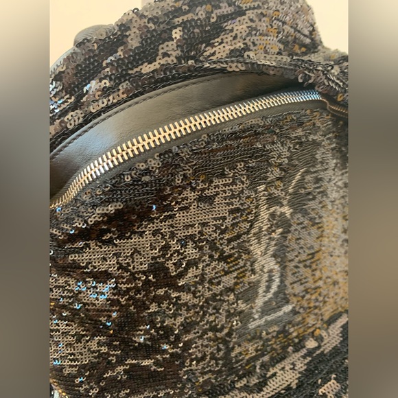 Brand new Saint Laurent YSL CLASSIC CITY SEQUIN BACKPACK IN NERO-ARGENTO. - Picture 11 of 11